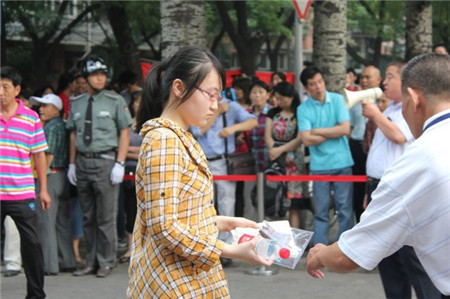 2012年北京市高考作文