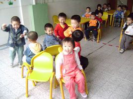 抢板凳