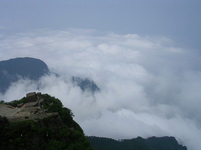 峨眉山