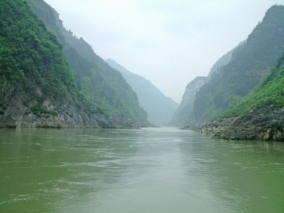 三峡水