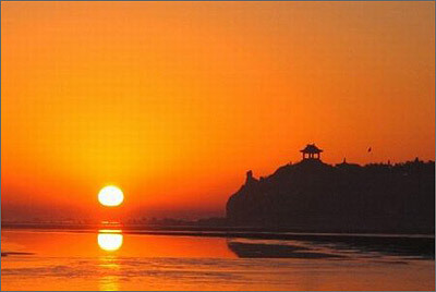 驰名中外