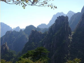 崇山峻岭