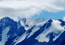 天山