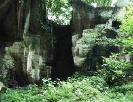 洞壁