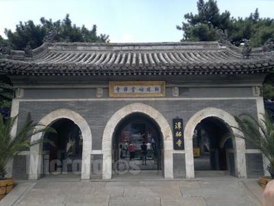 庙门
