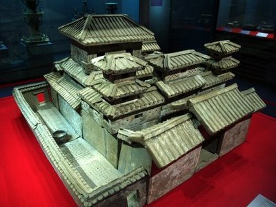 明器