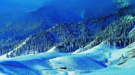 雪岭