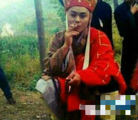 弱智